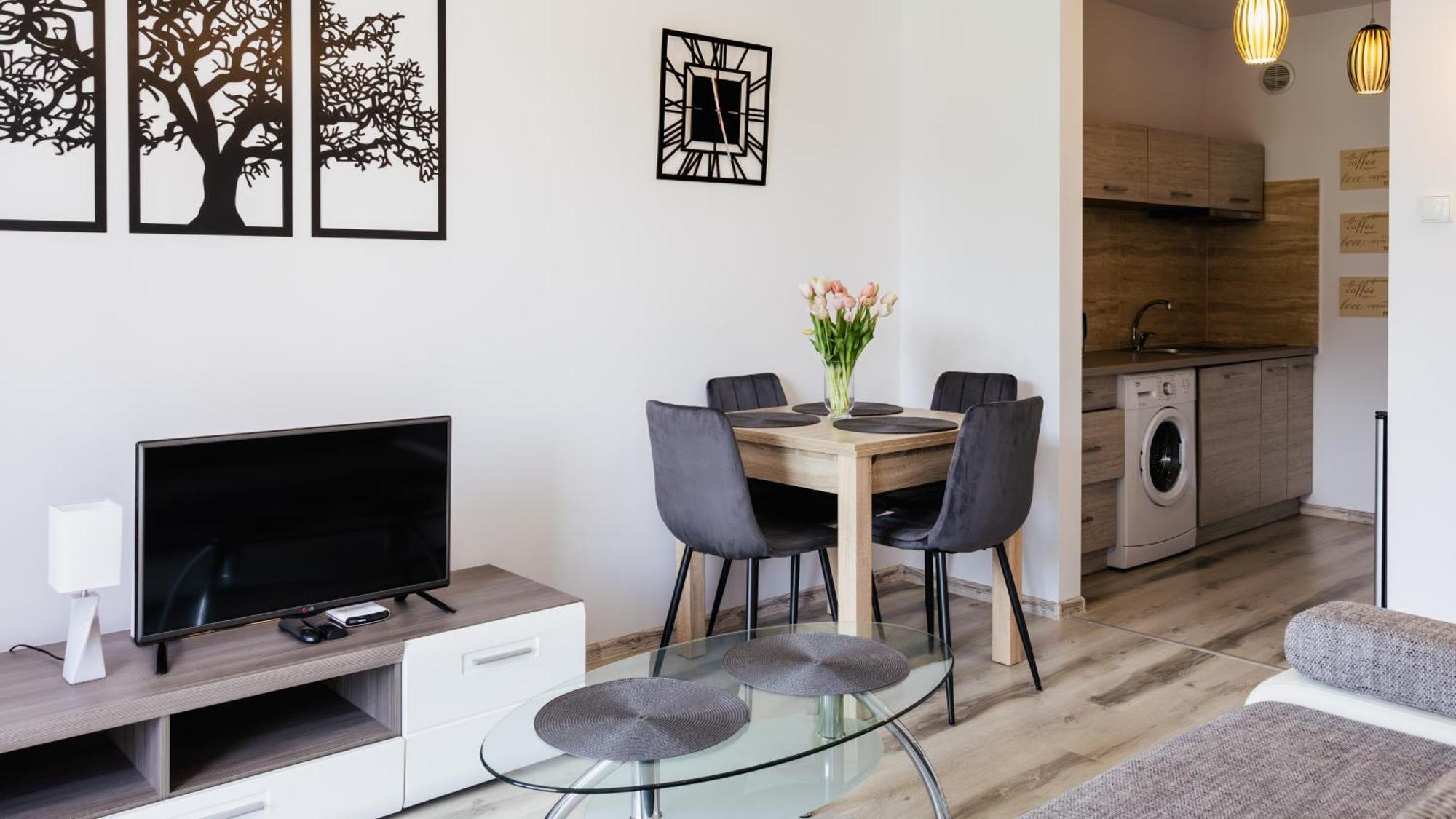 Apartamenty Sun & Snow Wczasowa W Sasiedztwie Lasu I Morza Устка Екстериор снимка